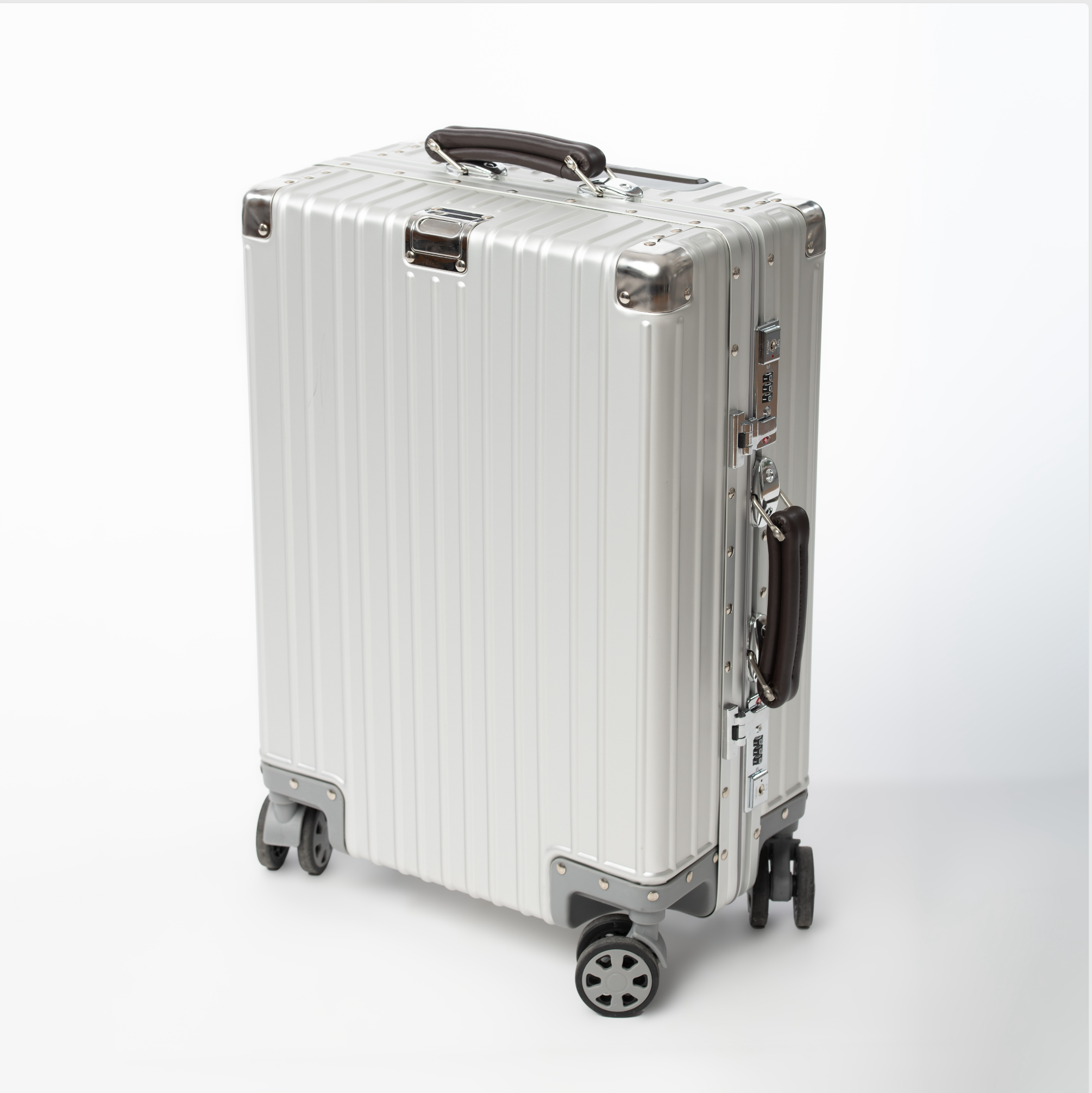 CLASSIC ALUMINIUM SHIPPING 17TH FEBRUARY