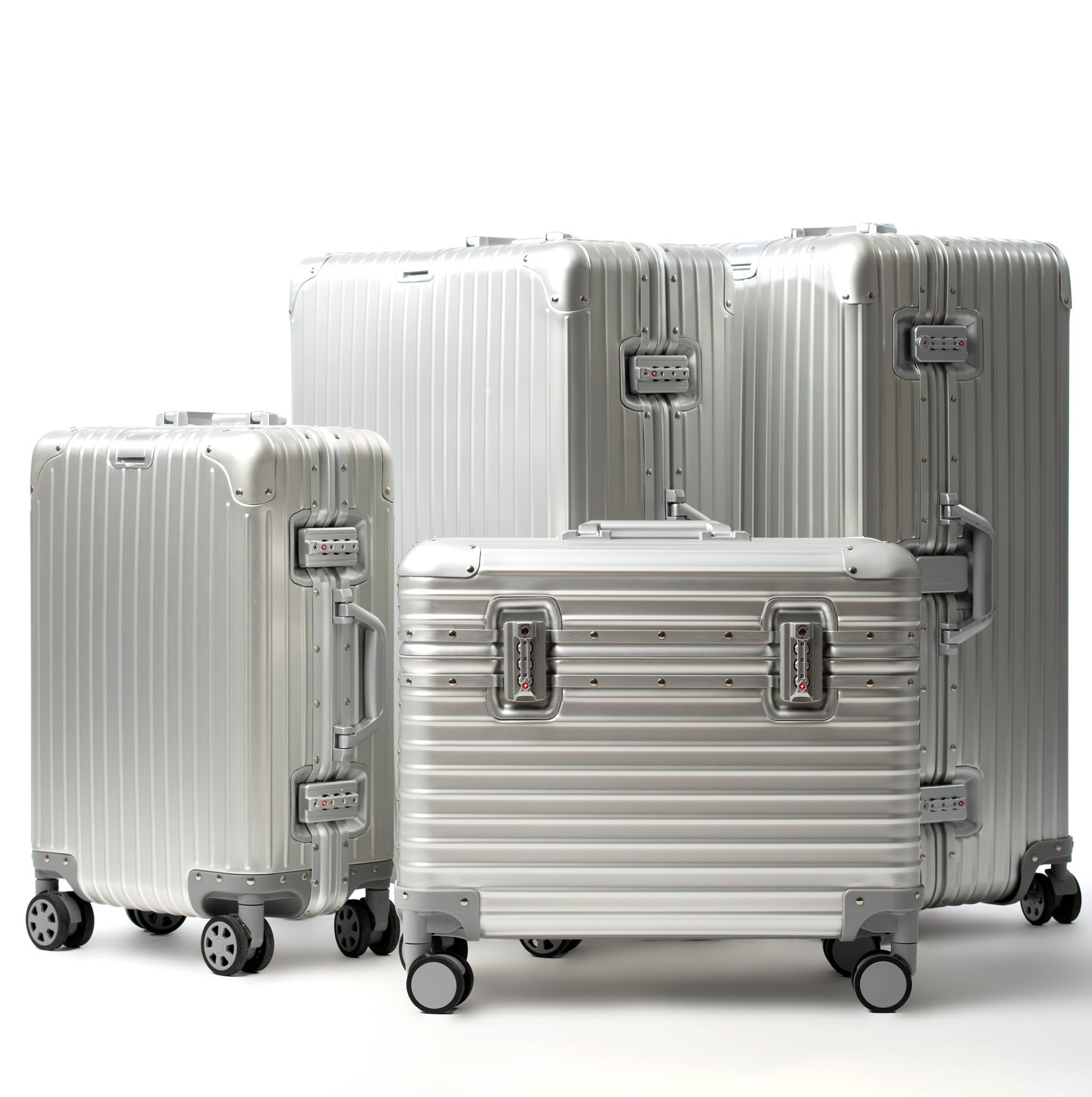 ALUMINIUM SUITCASE SHIPPING 17TH FEBRUARY