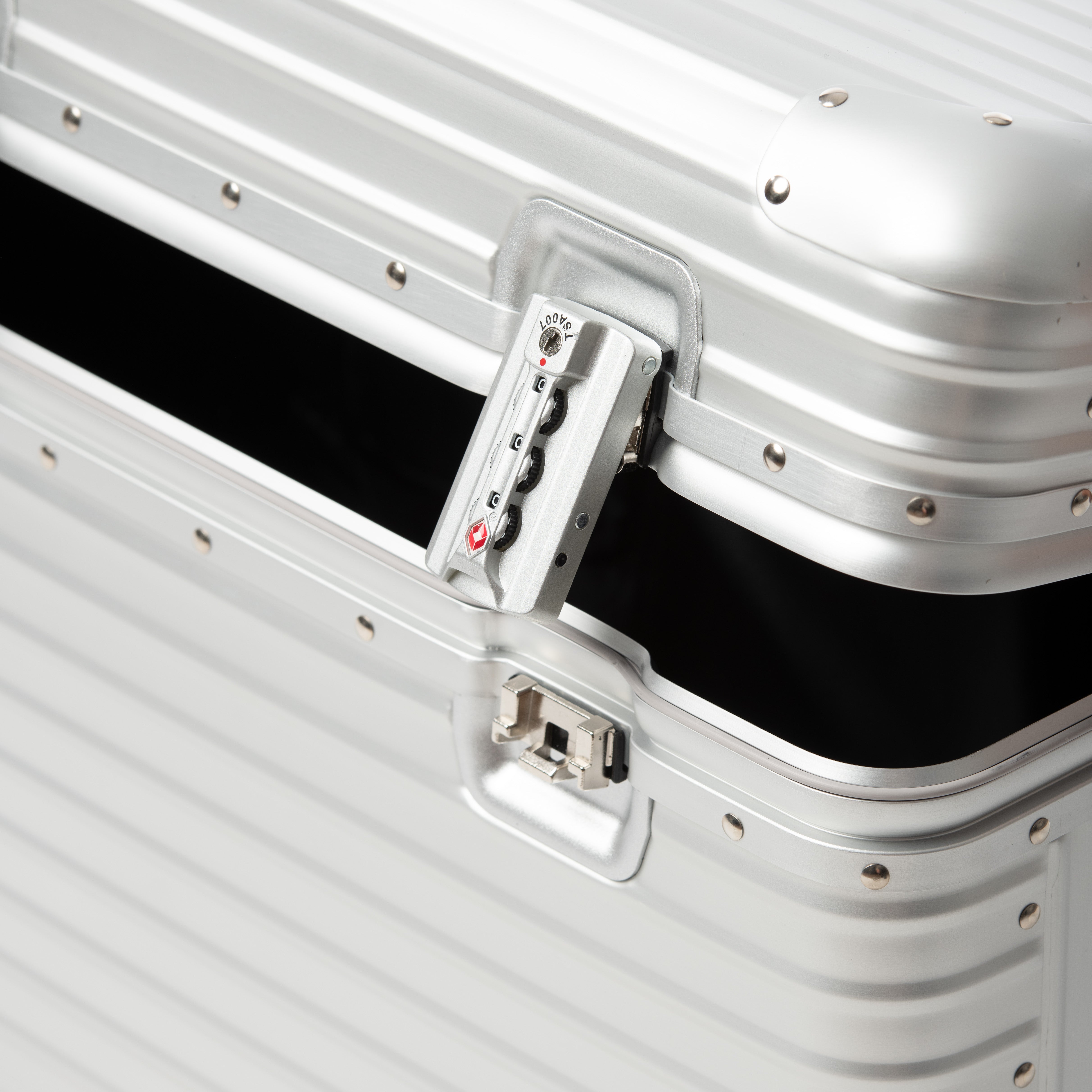 PILOT ALUMINIUM CASE